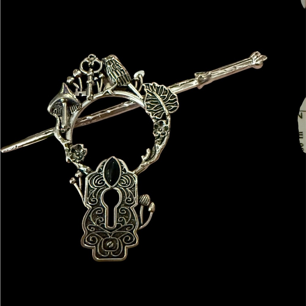 Silver Hair Pin Keyhole with Birds